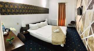 Отель Hotel Charter Otopeni Отопень Улучшенный двухместный номер с 1 кроватью-2